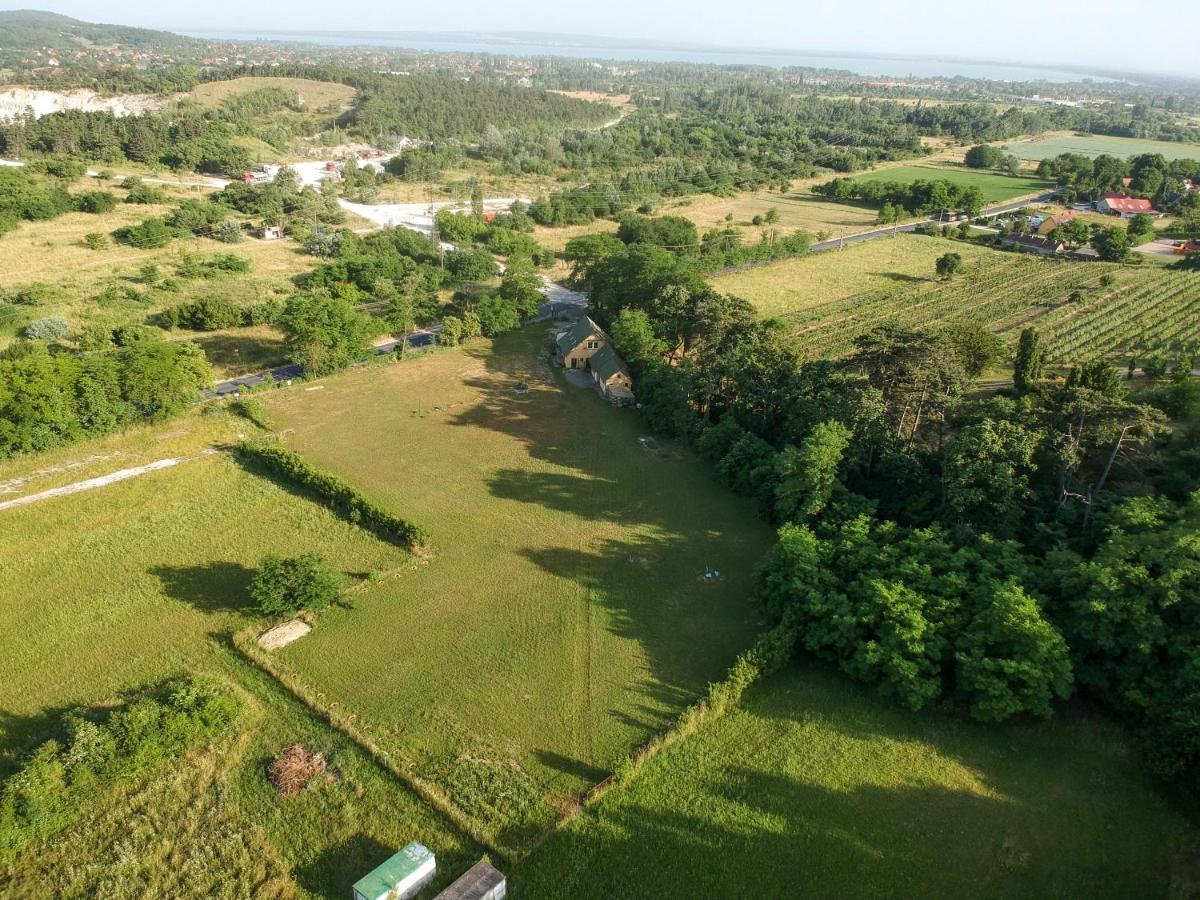 Pilikan Apartments - Park, Agroturism, Vineyard & Farm 切尔塞格托毛伊 外观 照片